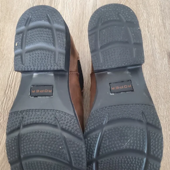 Woman's Rompers - Picture 4 of 4